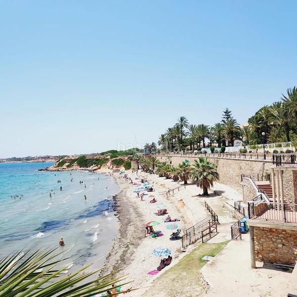 Foto 2ffa6bdf-e2eb-41f5-8edd-8f703214d705. Chalet mit parking in Punta Prima Orihuela