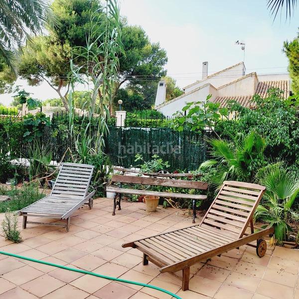 Foto bf59044a-25d4-419c-9f19-749425d33a24. Chalet mit parking in Punta Prima Orihuela