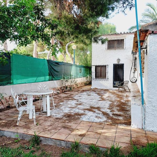 Foto c6dc1aa3-f80c-45f5-b5a2-4d388103e91a. Chalet mit parking in Punta Prima Orihuela