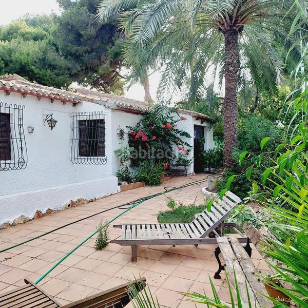 Foto fa2623a0-ff8b-465c-aae8-bf82c07e9e05. Chalet mit parking in Punta Prima Orihuela