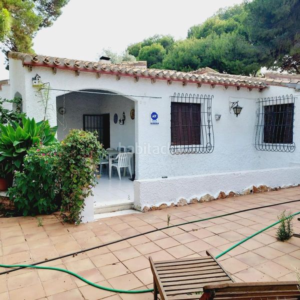 Foto fdb3402e-1ac9-41d5-995a-dd81492d2576. Chalet en Punta Prima Orihuela