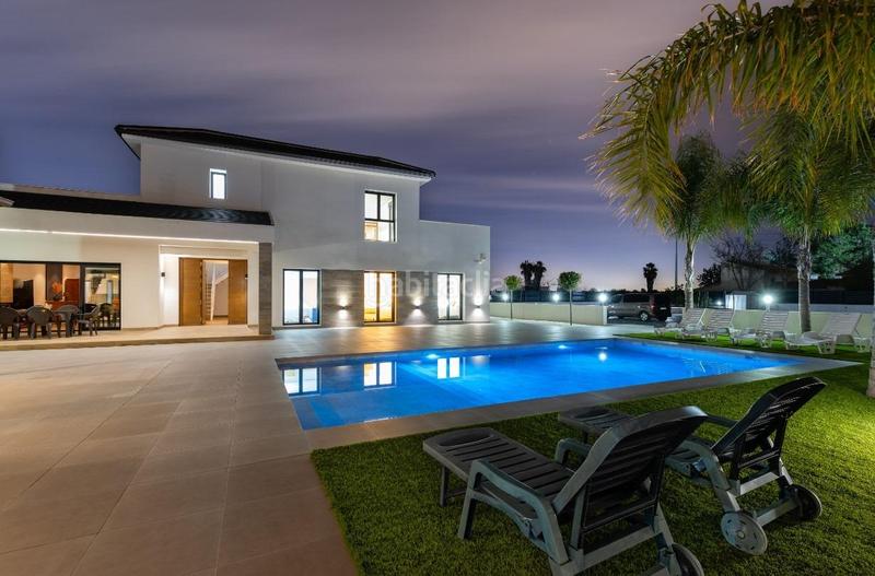 Foto 30f3c7be-7b87-4f07-9e35-40f3155745ff. Chalet en Catral