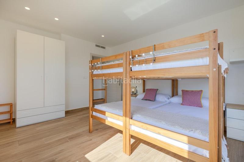 Foto 369f7a6a-d7f3-4c90-91bc-03e5d84f3650. Chalet en Catral