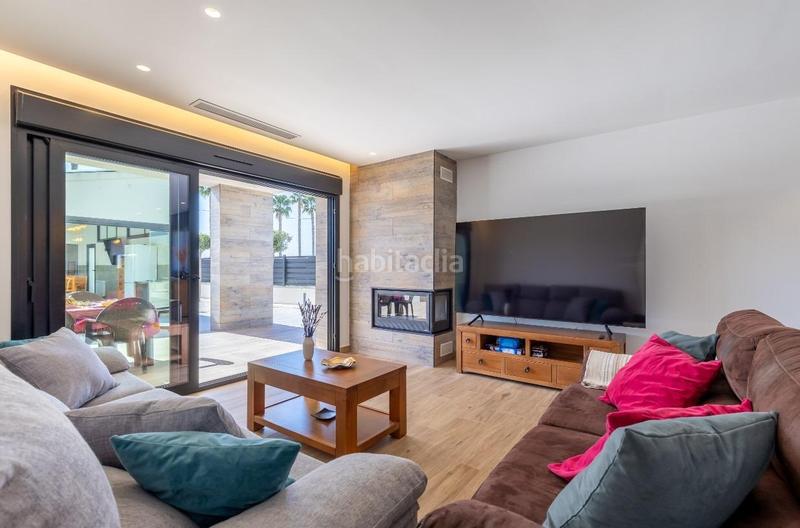 Foto af9e76b5-7870-45f3-872f-2f5bd6e5842a. Chalet en Catral