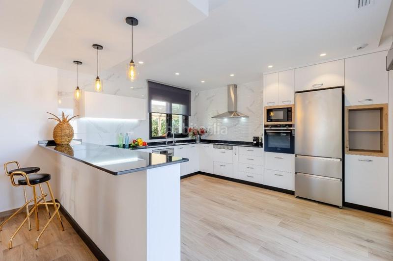 Foto e9b83a5b-d74f-4ef7-b9ba-a1735e32a4cf. Chalet en Catral