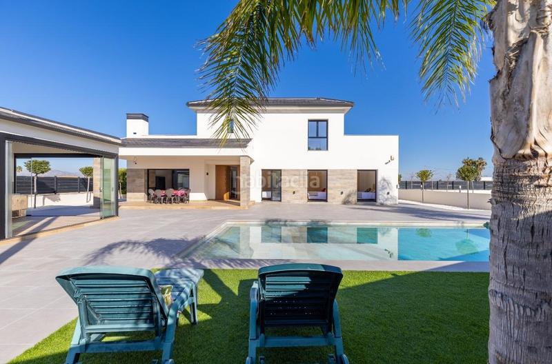 Foto 5a76b14a-e6e5-4510-bbc7-c90e5a06e369. Chalet con riscaldamento piscina in Catral