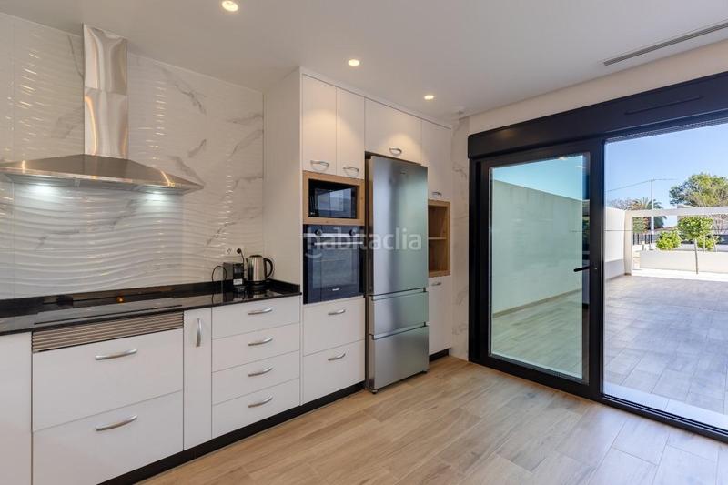 Foto b9520ec0-3d70-48f3-9d1b-6c5e02e1f2ba. Chalet con riscaldamento piscina in Catral