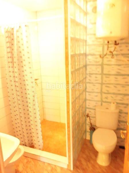 Foto f3cd81ee-b18f-4b94-bc87-474ed14a9f32. Edifici a San Antón Alicante