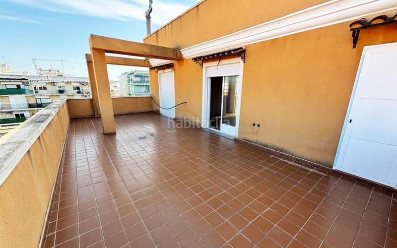 Foto b25268ad-ca28-42f5-b75c-458f3a29925b. Edifici a Formentera del Segura
