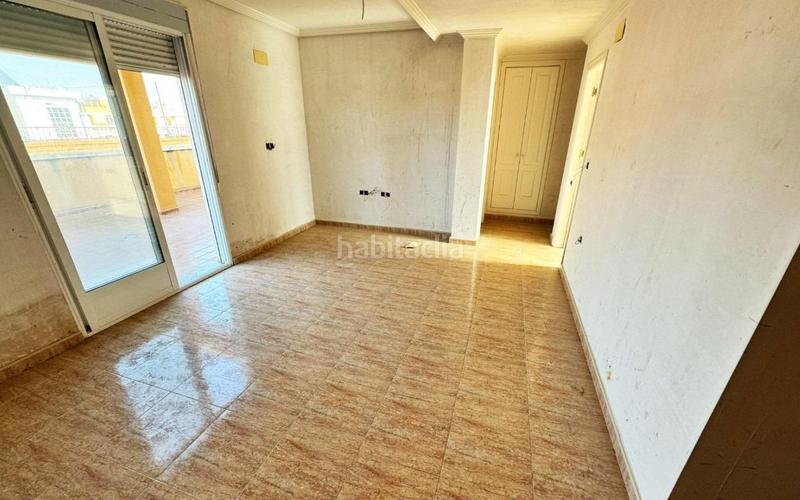 Foto e87c0a01-1cae-4304-a46d-39beca0fc8d5. Edifici a Formentera del Segura
