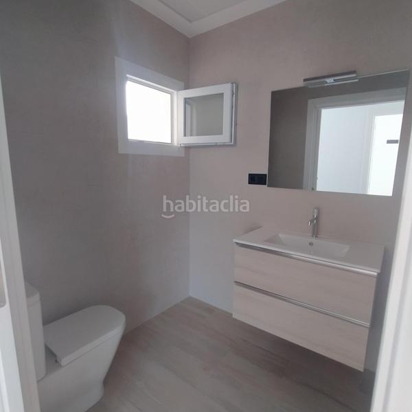 Foto 0a2ac010-236b-4254-99b2-71b4ba0826f4. Xalet amb piscina a Aguas Nuevas Torrevieja