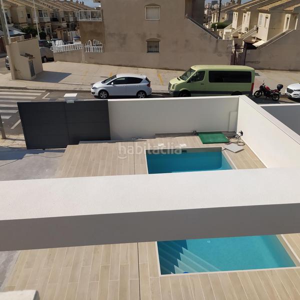 Foto 36cbd648-ce5b-4afd-9fe7-ee67729dfa2a. Xalet amb piscina a Aguas Nuevas Torrevieja