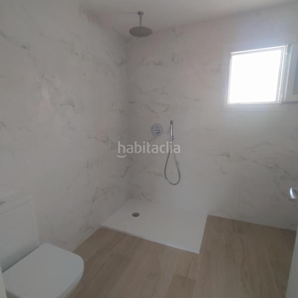 Foto 73b1583e-f389-40f7-a5c9-252d4bab8170. Xalet amb piscina a Aguas Nuevas Torrevieja