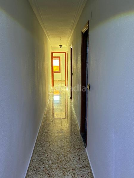 Foto c7c71a1a-6d7f-4973-b2da-21d09f3328aa. Pis a Catral