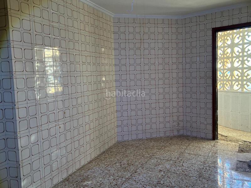 Foto e0c444d4-bf21-4aca-ae71-ef68832bd010. Pis a Catral