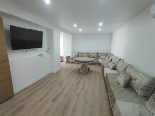 Casa a Centro. Gran oportunidad en rojales  casa amplia