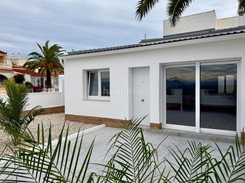 Foto fa187b45-6c8e-4487-ba55-181164578272. Casa a Rojales