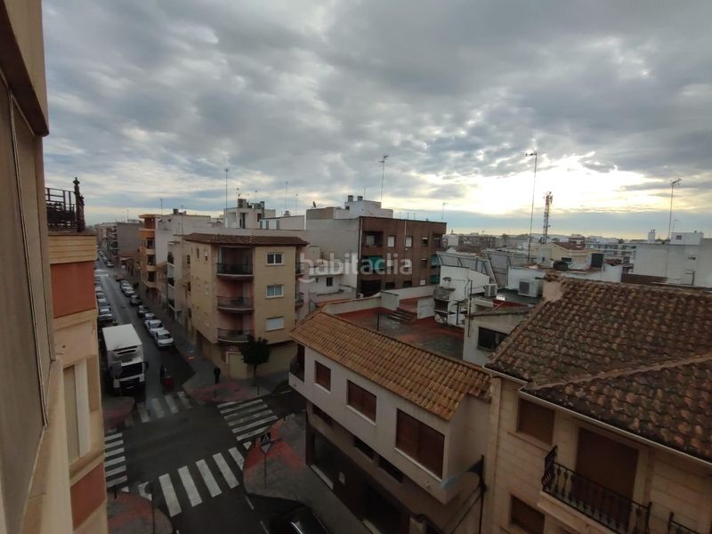Foto f9a2d36e-67b6-425c-922e-5f58b054d531. Pis a Almoradí