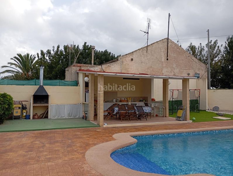 Foto b8f9a7b4-0702-4be6-b972-623a79af0e5c. Chalet en Almoradí