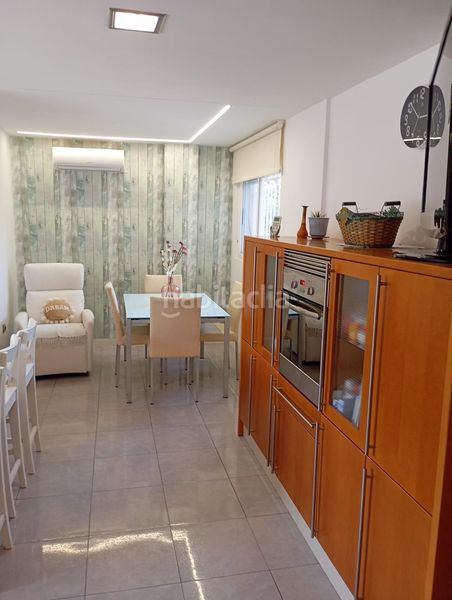 Foto c368a789-d414-4378-8d0e-6b5e47beba26. Chalet en Almoradí