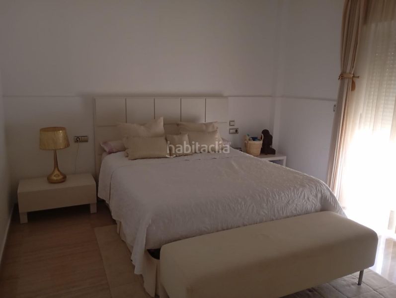 Foto c6f0fc6c-d067-4b77-8795-38975237d89a. Chalet en Almoradí