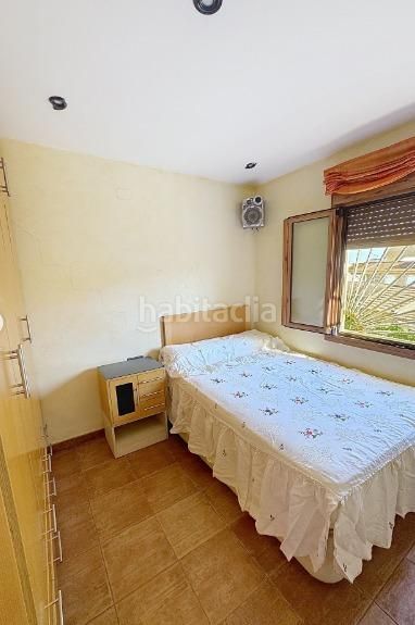 Foto a8c76857-2519-4ef1-b220-268520c6e7e1. Casa amb aparcament a Rojales