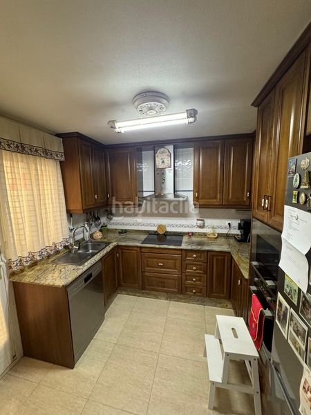 Foto 59acd983-75ff-4fbb-b941-8b5b02821a58. Casa amb aparcament a Catral