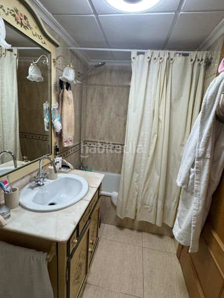 Foto a236dc30-5dfa-4c13-8c21-c27156c91a9b. Casa amb aparcament a Catral