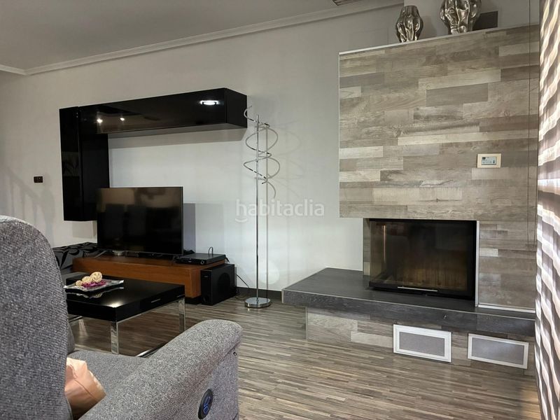 Foto 40b48e02-4d01-4011-a2c9-f4a523363196. Casa duplex en venta en Catral