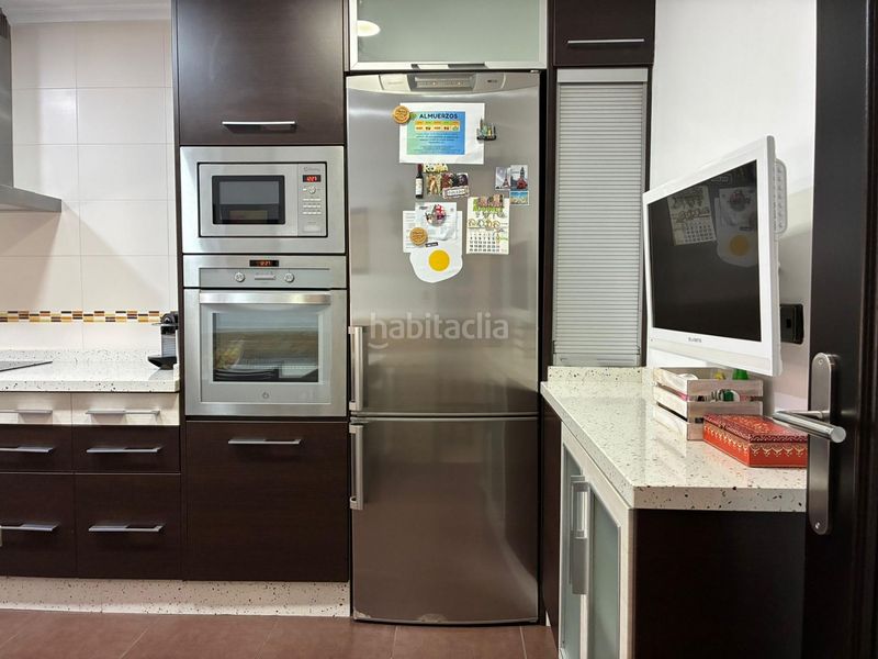 Foto ad1d578a-e6a8-48f5-b69b-5796a6dc6824. Casa duplex en venta en Catral