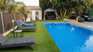 Chalet in Dolores. Exclusiva villa independiente de lujo con piscina infinity, jacu