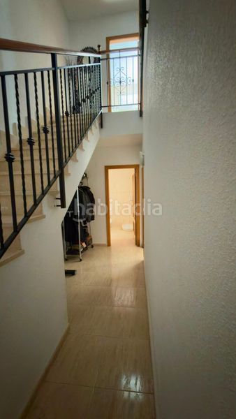 Foto bb9eaa4e-21a0-4a80-9f74-46cd0f9ba083. Casa adossada amb aparcament a Daya Nueva