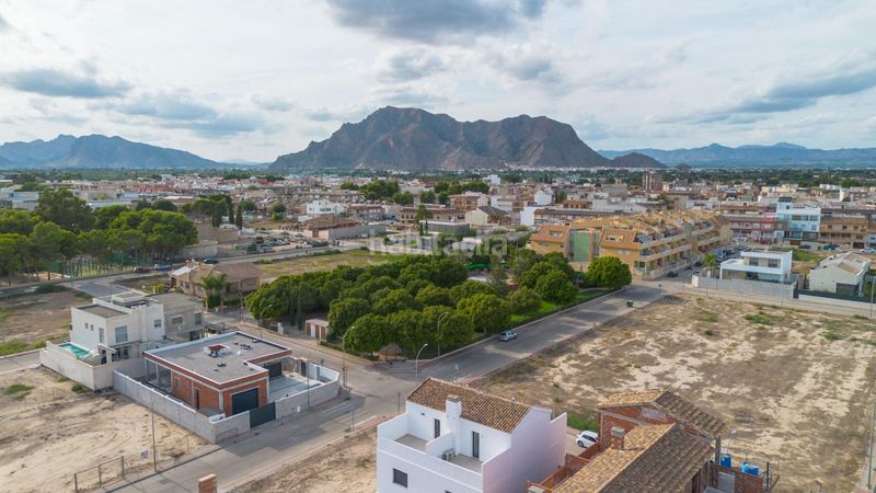 Foto f711c0c8-0a0f-4ce6-8609-05c290f00a0e. Casa adossada amb aparcament a Rafal