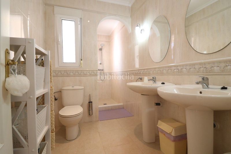 Foto b4331e97-50f1-4ec8-9849-b5d7789d3e5d. Chalet en Almoradí