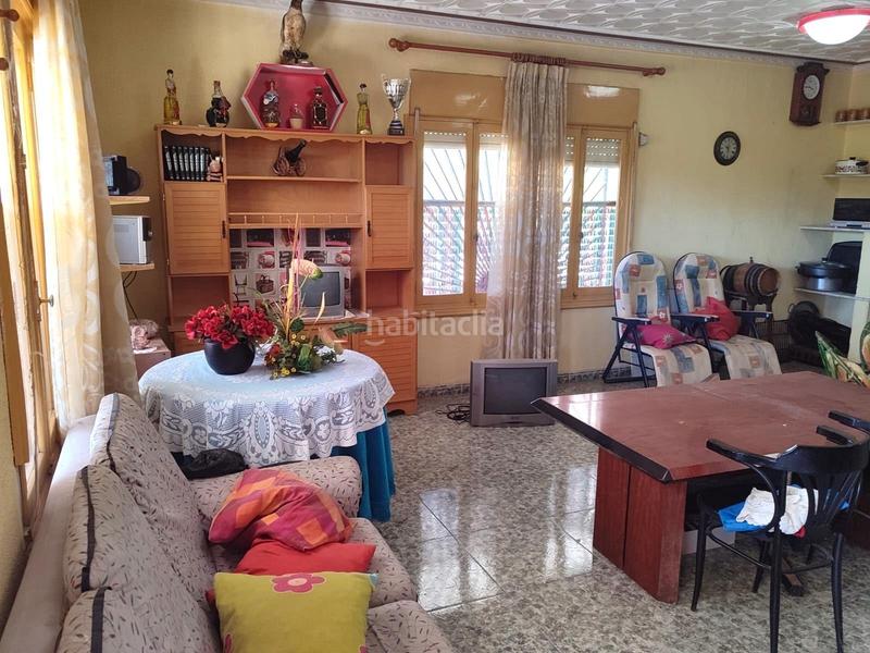 Foto bed77a3a-aff1-49f3-b317-923c8ffde931. Casale con piscina in Novelda