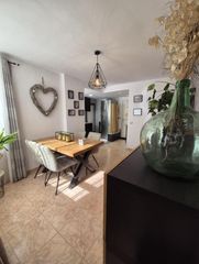Apartamento en Pueblo-Ubanizaciones