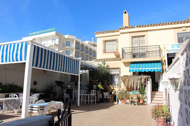 Foto c90a4e02-ea87-4958-8b24-b9b49e4f018e. Casa bifamiliare con parcheggio in Los Álamos Torremolinos
