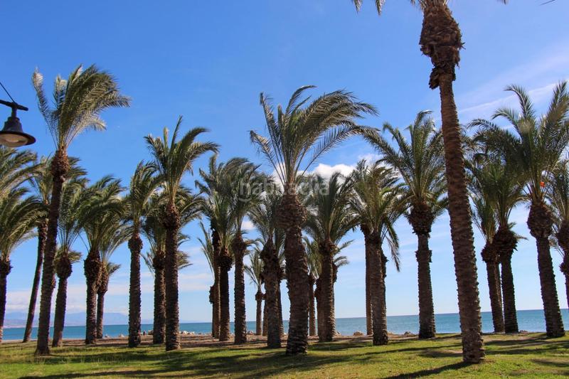 Foto dd328849-0bd1-4652-90bb-19d28e9cec6a. Casa bifamiliare con parcheggio in Los Álamos Torremolinos