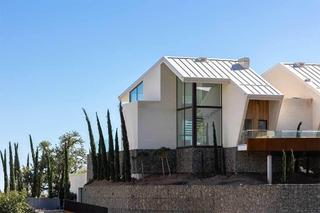 Chalet en El Higuerón. Villa de 4 dormitorios, 3 baños en la exclusiva zona del higueró