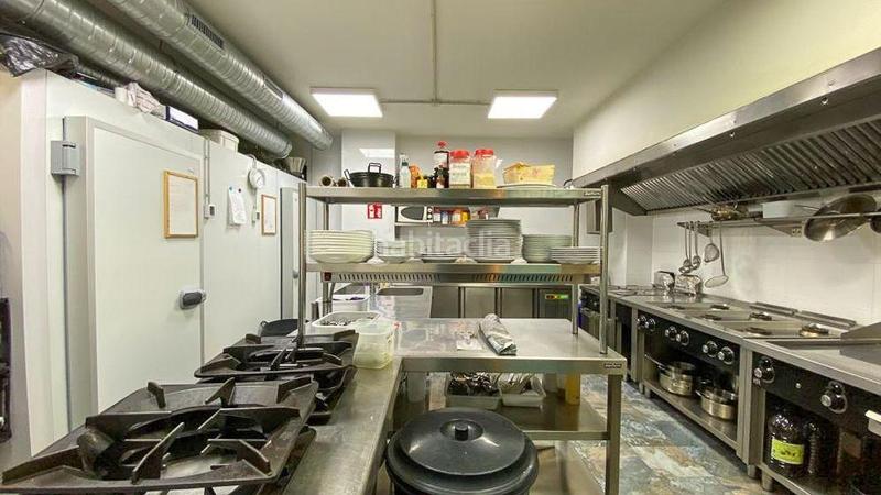 Foto 01951a23-2bb3-4bdf-a3c7-13304390d475. Alquiler local comercial traspaso de restaurante en cruz del humilladero, en Málaga