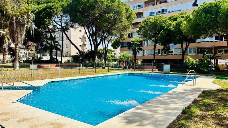Foto 432b6c8e-e869-408f-bacf-94cd2950fbc7. Apartamento en calle olivo de calypso 13 vistas directas al mar costa! piso reformado a nuevo lujo, comodidad y tecnologia! en Mijas