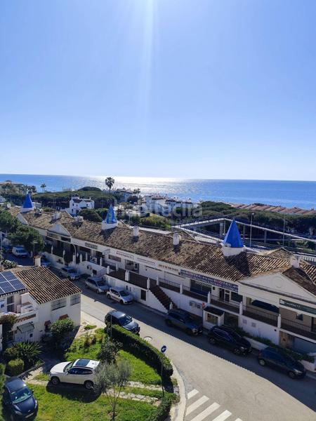 Foto 8dda3da7-3ecd-46ee-afed-da4b985eba2a. Apartamento en calle olivo de calypso 13 vistas directas al mar costa! piso reformado a nuevo lujo, comodidad y tecnologia! en Mijas
