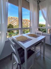 Appartement à Avenida gamonal 6. Inversión vacacional en benalmádena  estudio reformado con licen