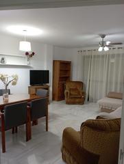 Lloguer Casa adossada a La Cala Mijas. Casa adosada de 3 dormitorios en alquiler a 100m de la playa en