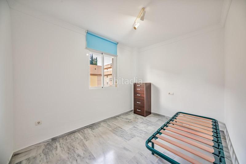 Foto 8f9acbc8-eb7f-4ba2-98ba-6ca9867e8f95. Piso amplio piso en venta con terraza y parking en las lagunas en Mijas