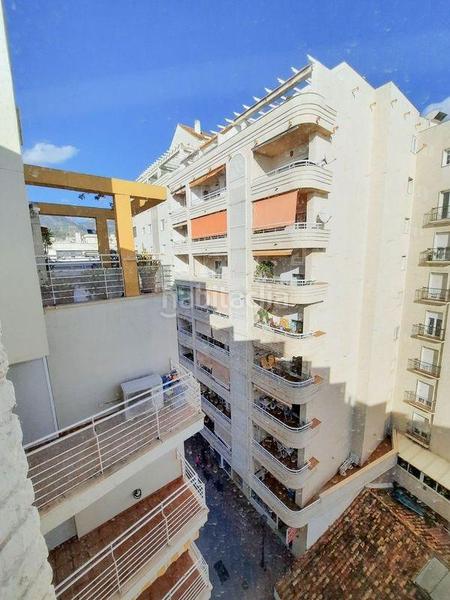 Foto 1fd0264e-7f1b-4db3-9994-f33c353142dc. Alquiler apartamento alquiler de apartamento frente al mar disponible desde octubre en Marbella