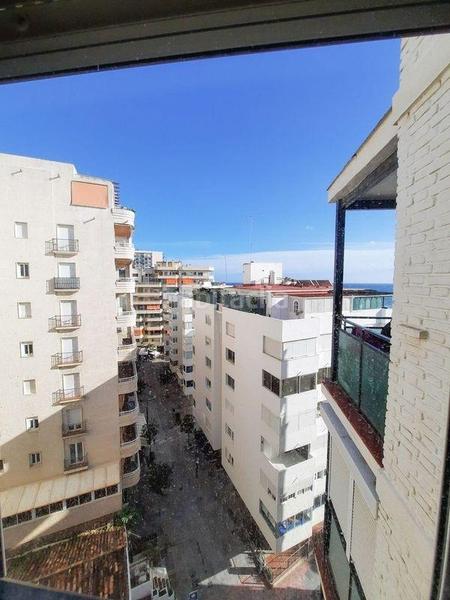 Foto 3cc93440-313e-4a51-bcfd-3f725893b610. Alquiler apartamento alquiler de apartamento frente al mar disponible desde octubre en Marbella