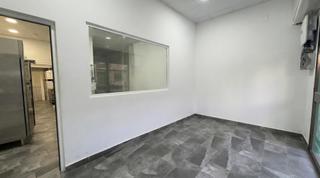 Location Local commercial à Centro ciudad. Local con salida de humos en alquiler y sin traspaso  zona elola