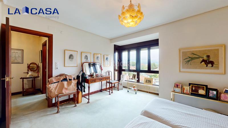 Foto a3e7edbd-6a75-4fd8-9dd1-9fd1b22cd77b. Appartement avec parking dans Neguri Getxo