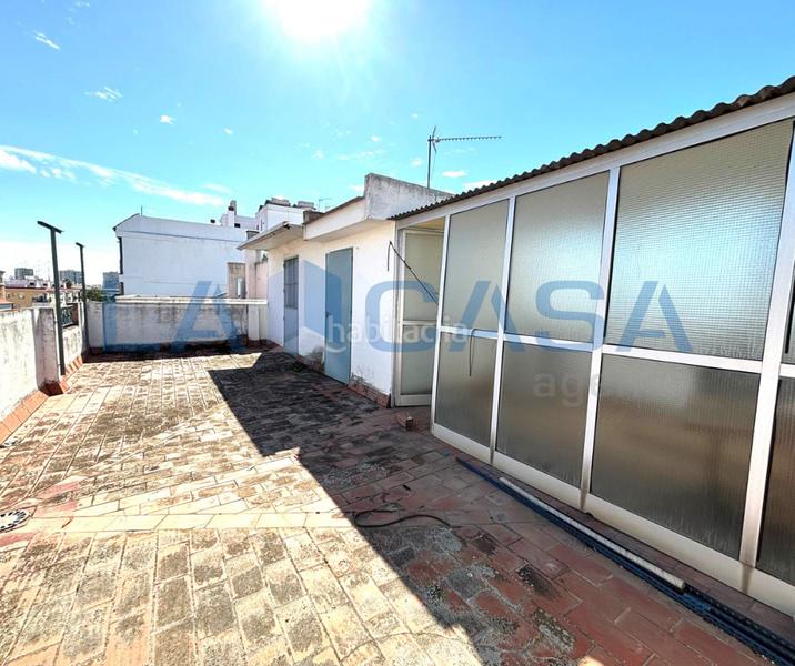 Foto 6f2457b3-9fb5-4aa9-97ce-be4bccef0fe4. Casa amb aparcament a San Carlos - San José Sevilla